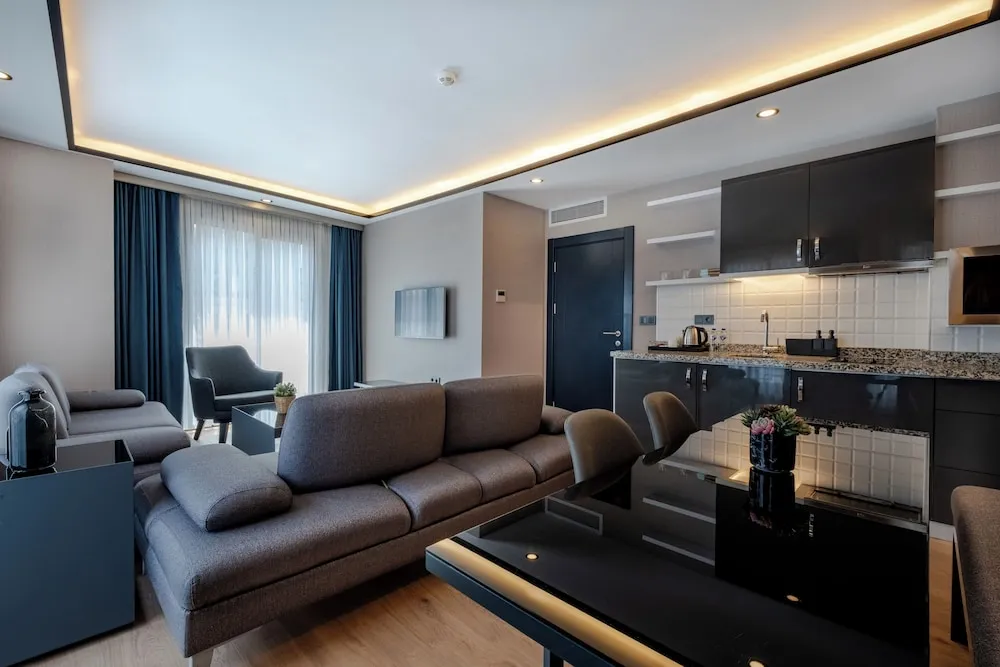 Two-Bedroom Suite