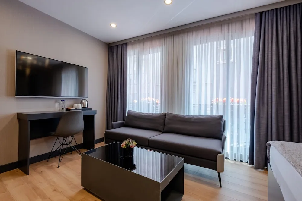 Standard Double Room (Ground Floor)
