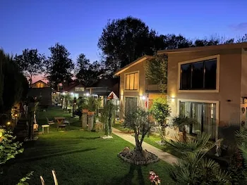 Antik River House