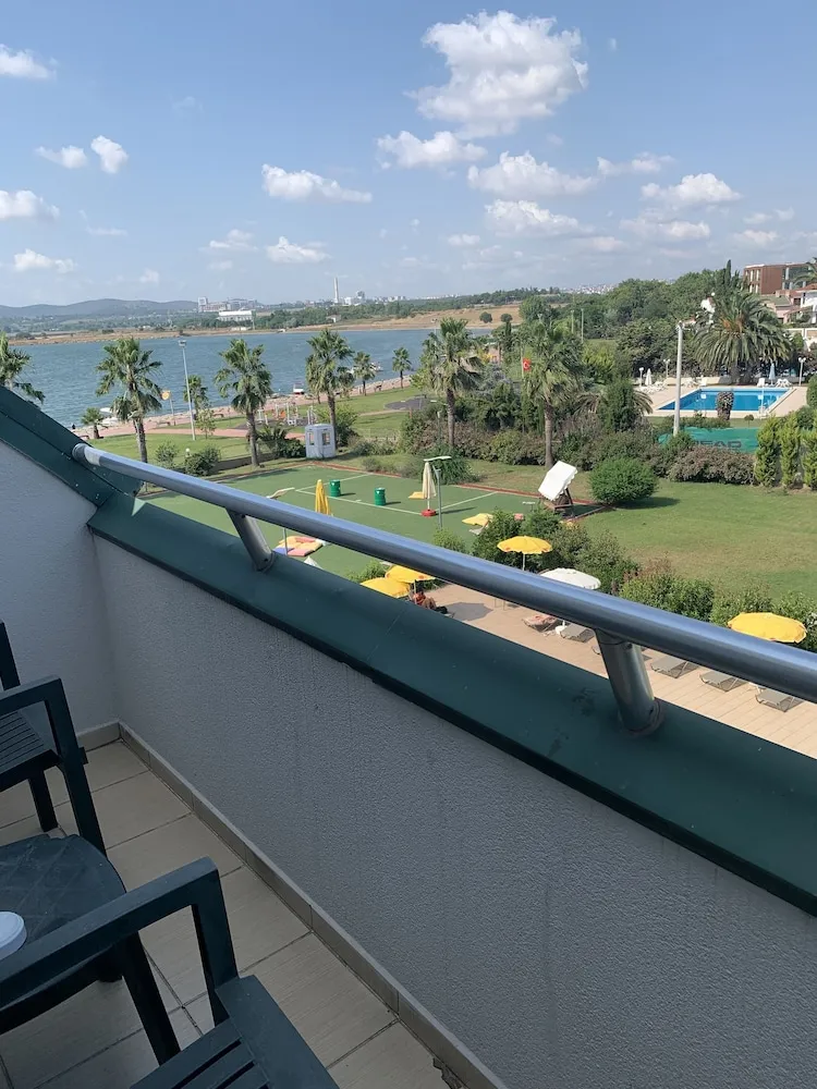 Standard Tek Büyük veya İki Ayrı Yataklı Oda, Balkon/Veranda, Deniz Manzaralı