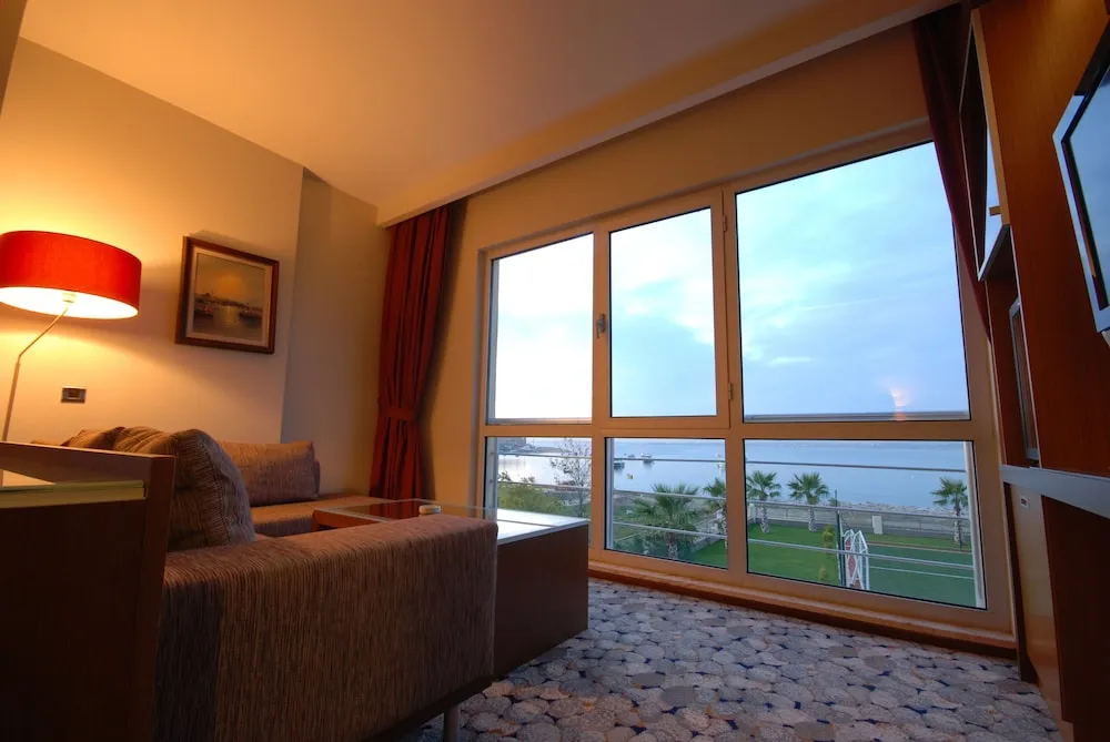 Grand Süit, Deniz Manzaralı