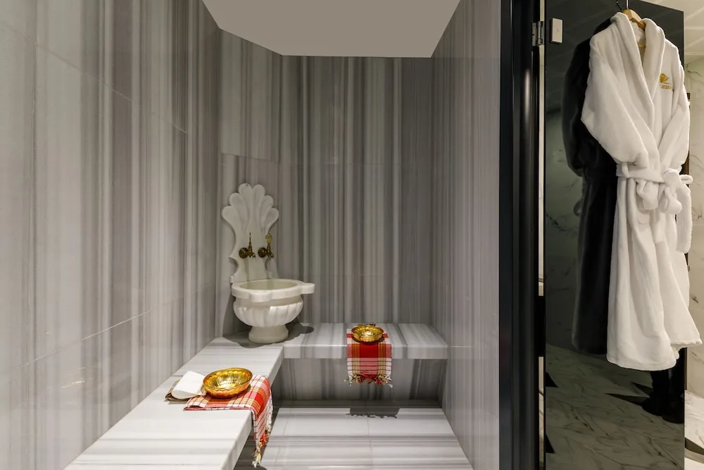 Junior Suite with Turkish Bath - Ground Floor