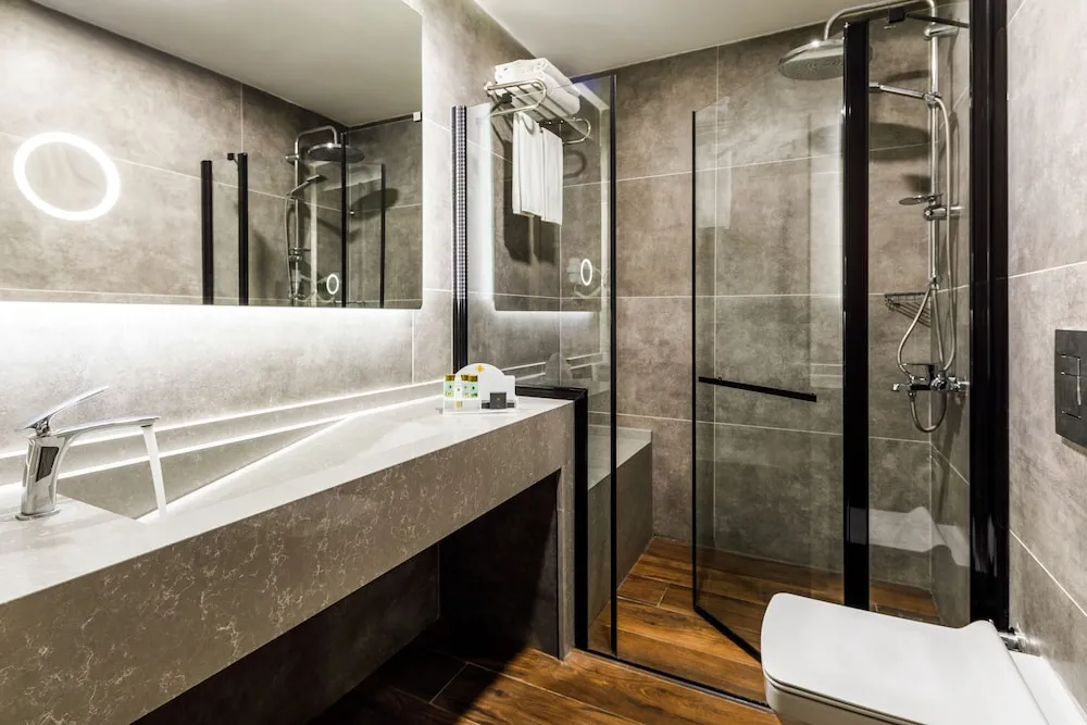 Deluxe Family Suite