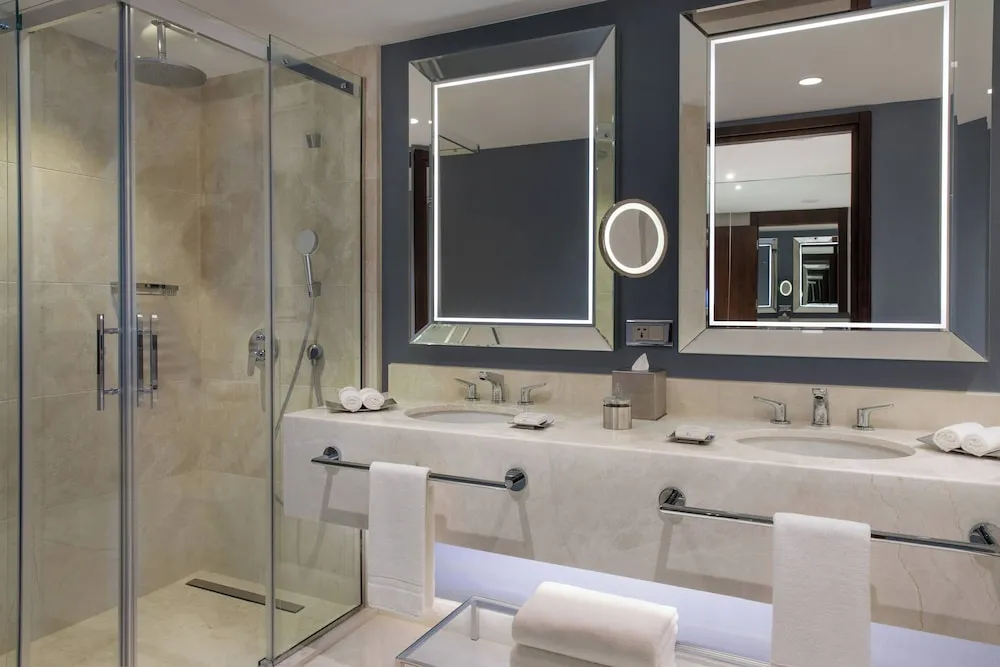 Loft Atrium Suite