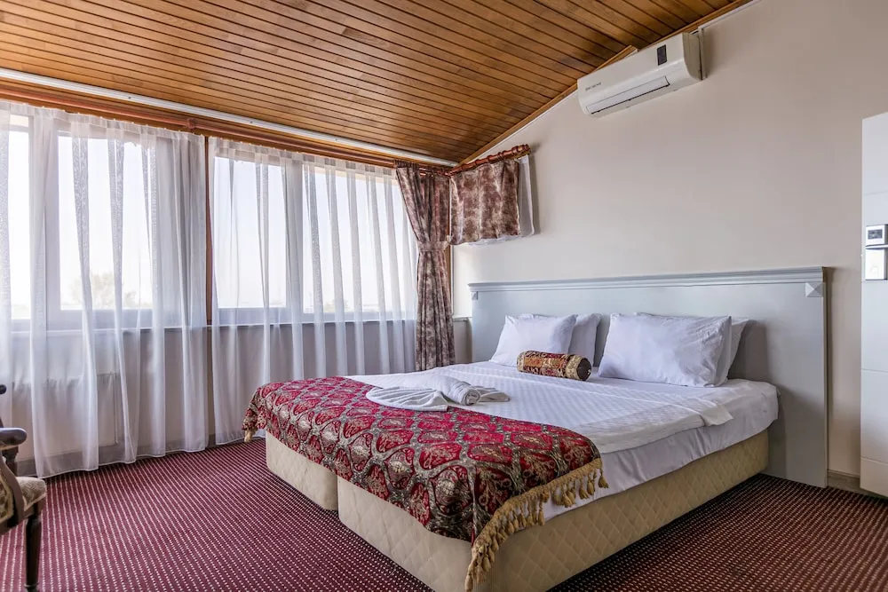 Superior Tek Büyük Yataklı Oda, Deniz Manzaralı