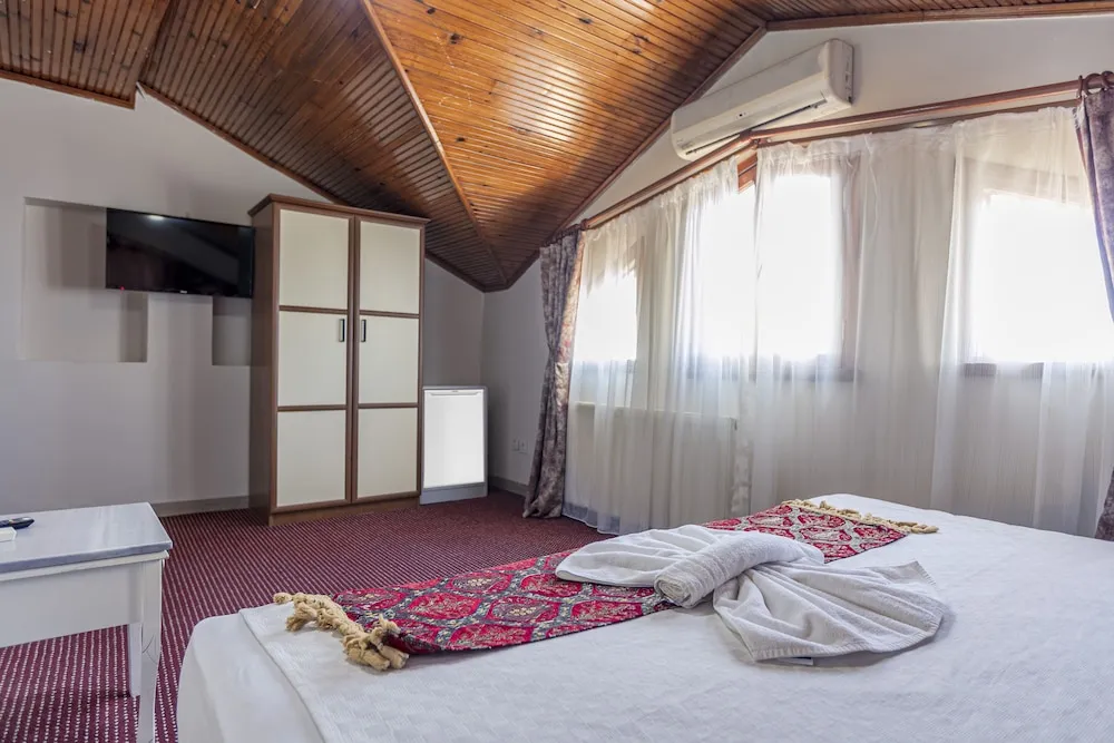 Deluxe Tek Büyük Yataklı Oda, 1 En Büyük (King) Boy Yatak, Deniz Manzaralı