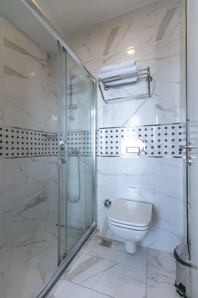 Deluxe Tek Büyük Yataklı Oda, 1 En Büyük (King) Boy Yatak, Deniz Manzaralı