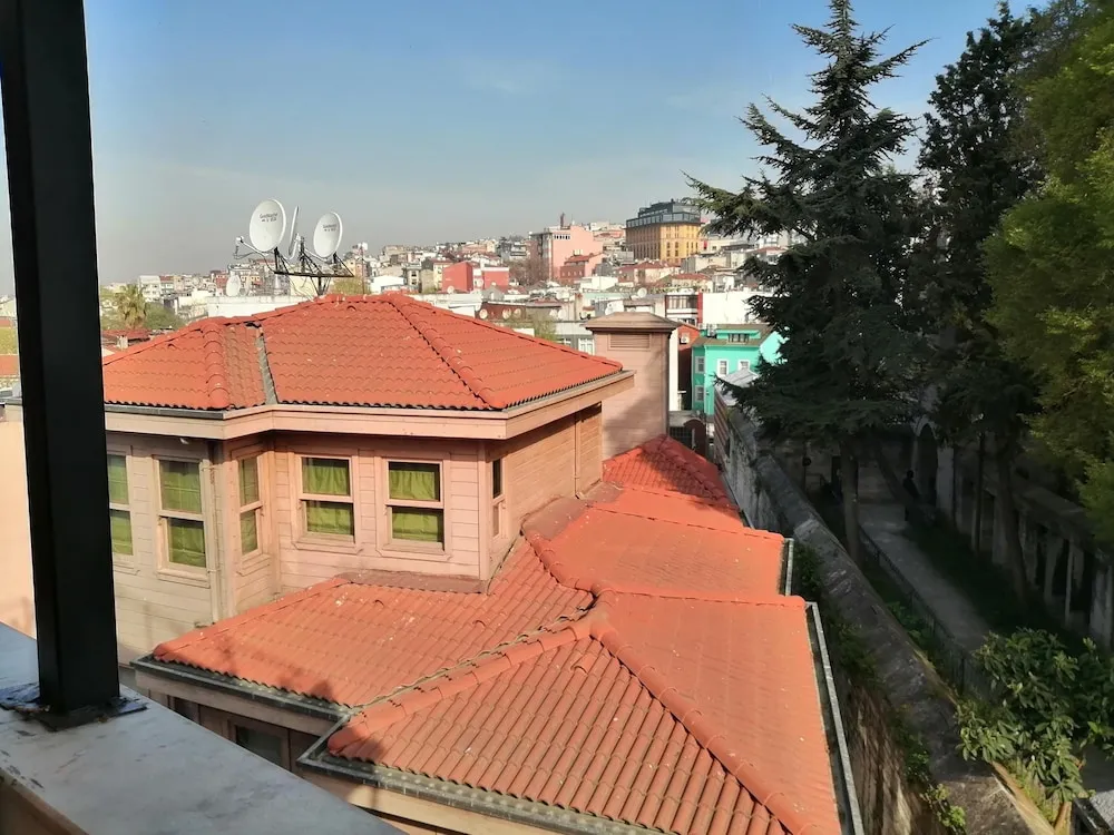 Deluxe Oda, 1 Yatak Odası, Balkon, Şehir Manzaralı