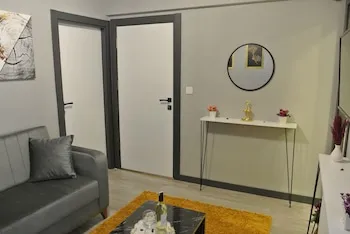 Emirhan Guest House & Suites