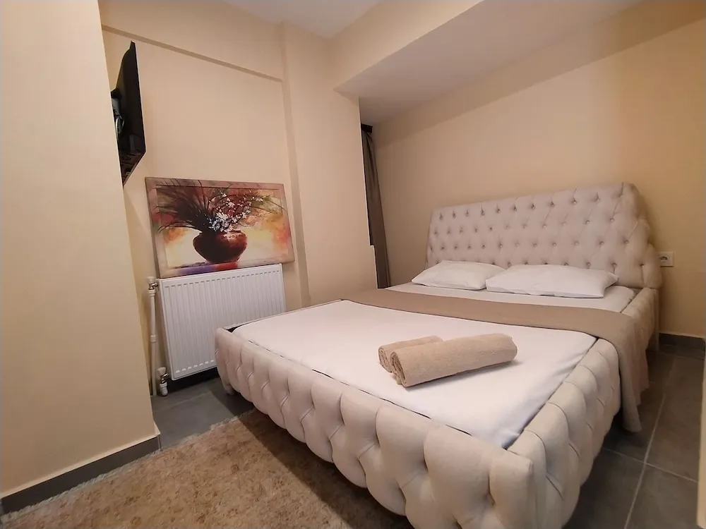 Comfort Tek Büyük Yataklı Oda