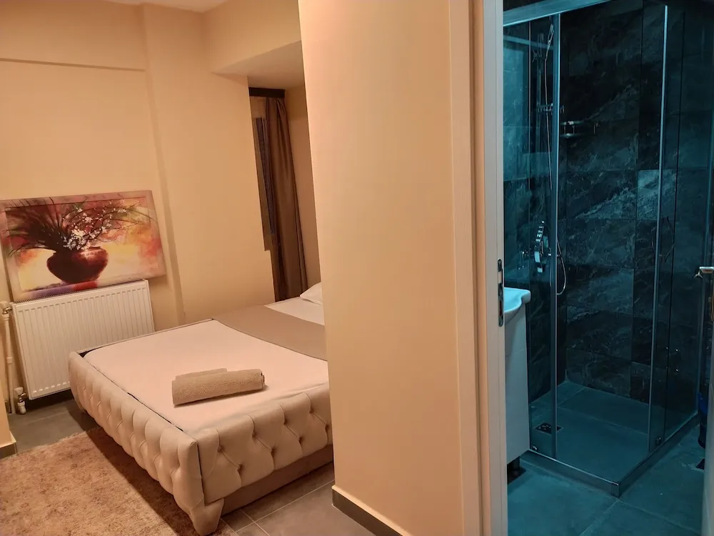 Comfort Tek Büyük Yataklı Oda