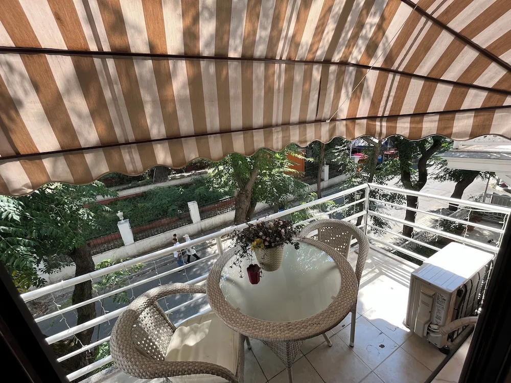 Deluxe Tek Büyük Yataklı Oda, 1 Çift Kişilik Yatak, Balkon (Burgaz)