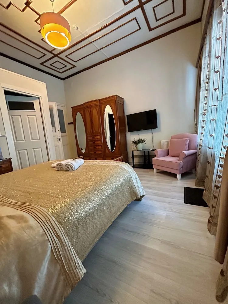 Deluxe Tek Büyük Yataklı Oda, 1 Çift Kişilik Yatak, Balkon (Burgaz)