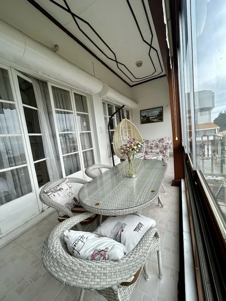 Superior Apart Daire, Deniz Manzaralı (Buyuk)