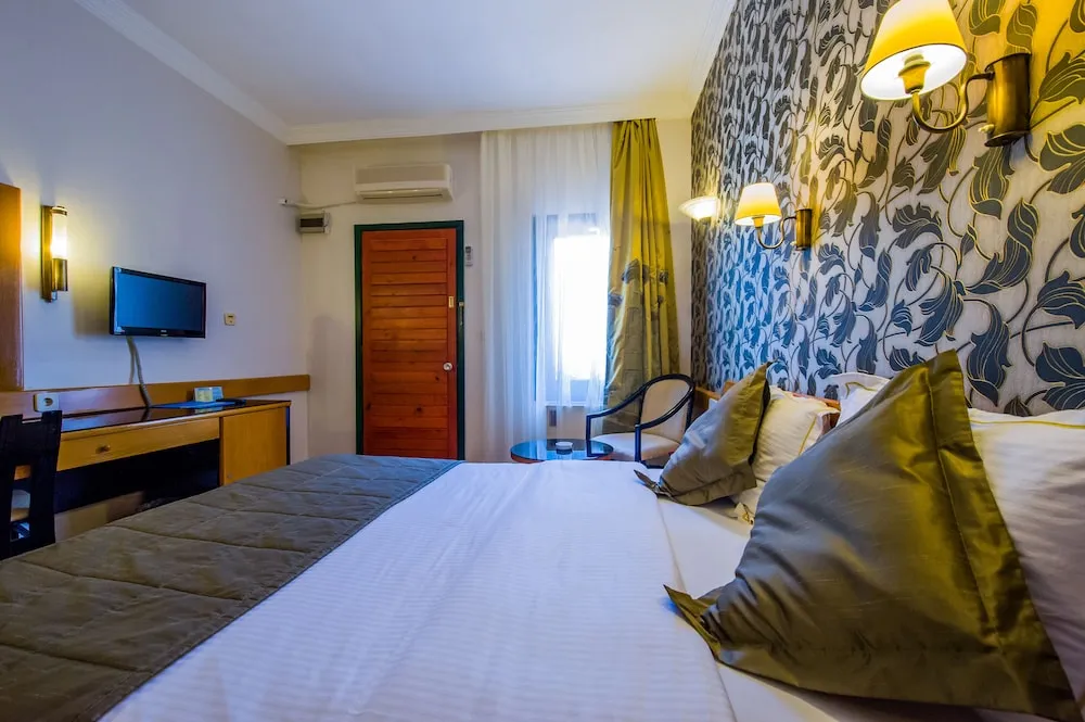 Junior Quadruple Room