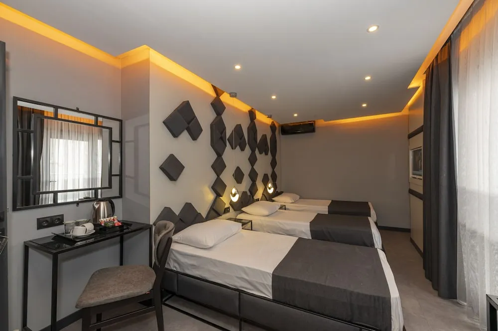 Standard Üç Kişilik Oda