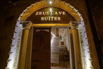 Zeus Cave Suites