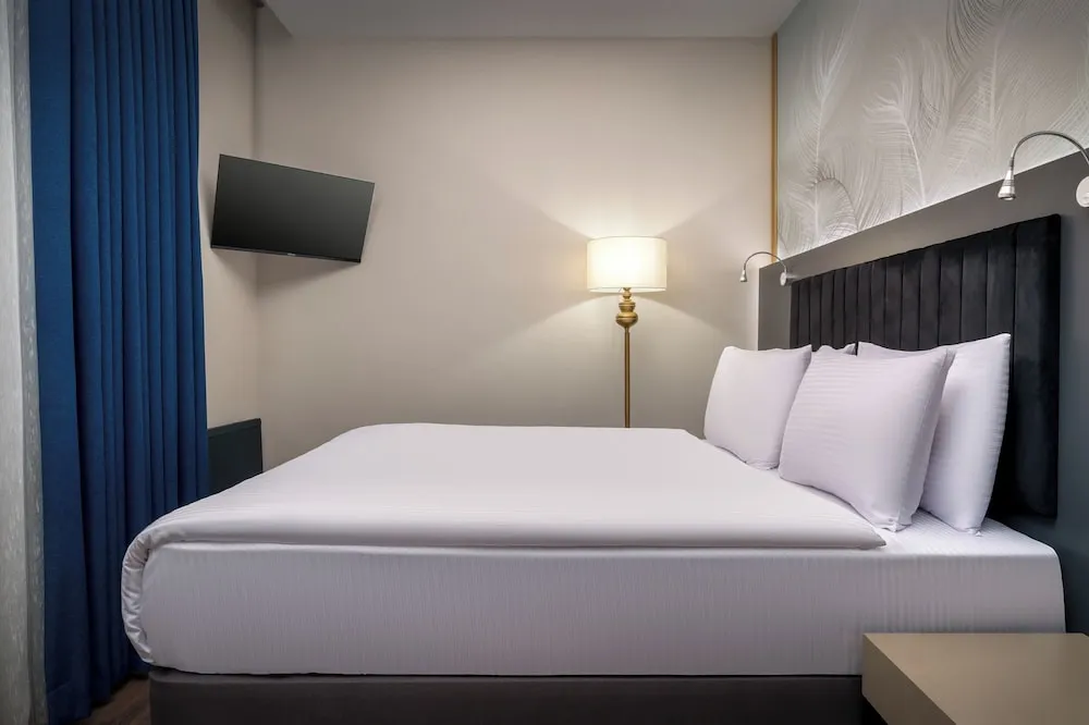 Deluxe Oda, Birden Çok Yatak, Sigara İçilmez