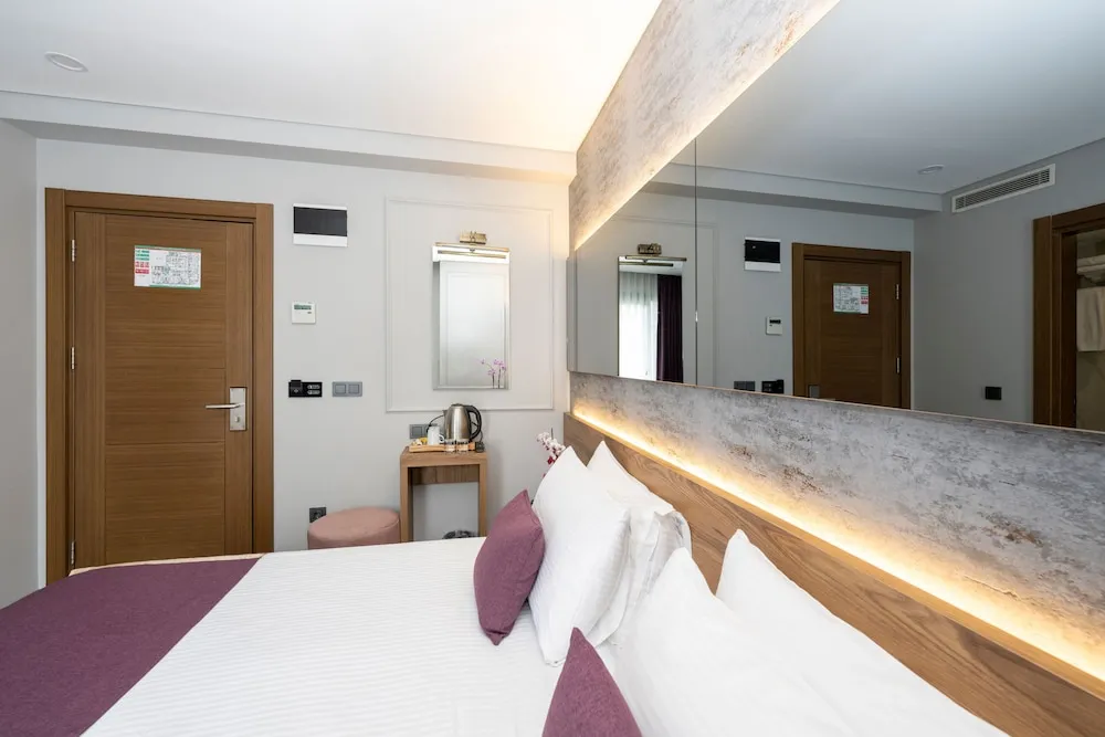 Economy Tek Büyük Yataklı Oda