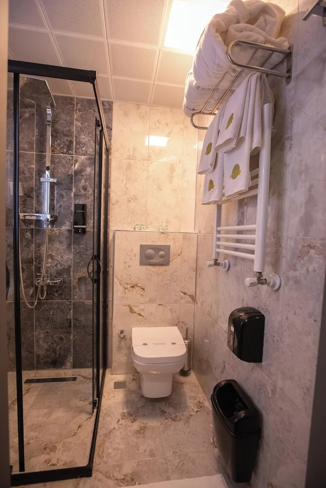 Premium Tek Büyük veya İki Ayrı Yataklı Oda, Kısmi Deniz Manzaralı