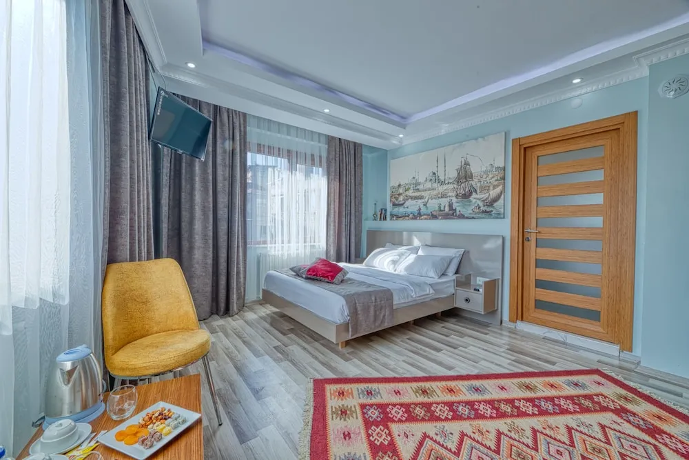 Deluxe Tek Büyük Yataklı Oda