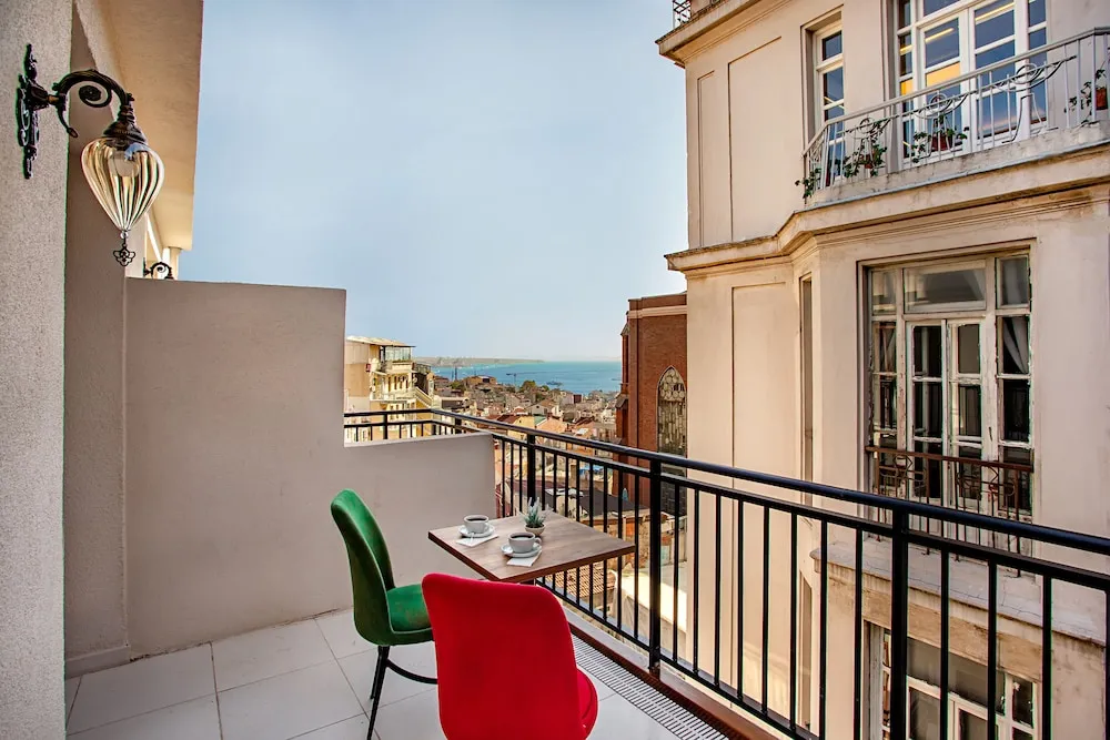 Superior Oda, Balkon, Deniz Manzaralı