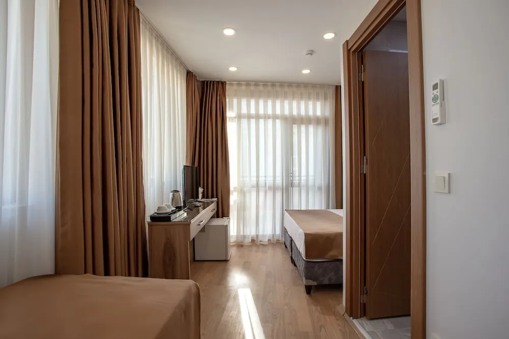 Süit, Balkon, Deniz Manzaralı