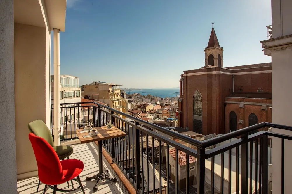 Superior Oda, Balkon, Deniz Manzaralı