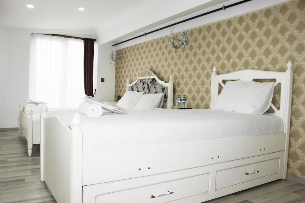 Junior Stüdyo Süit