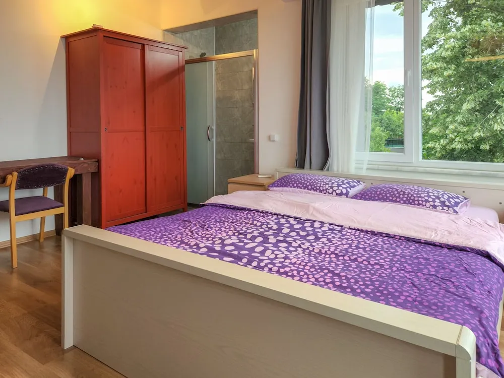 Apart Daire, 3 Yatak Odası, Göl Manzaralı, Dağ Yamacı