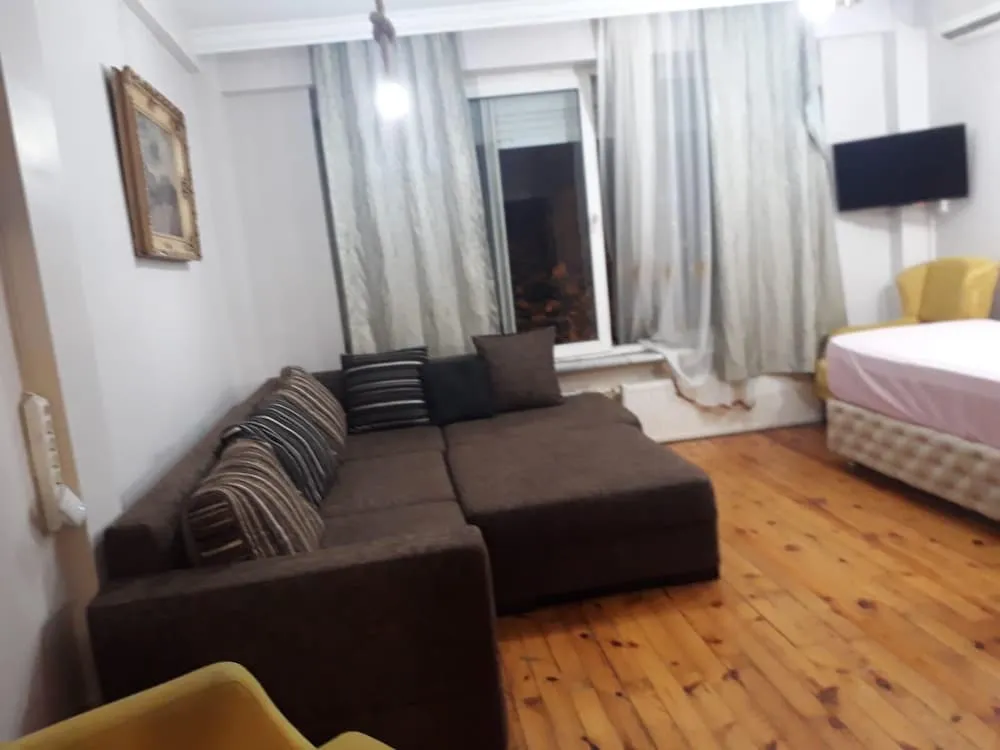 Tek Büyük Yataklı Oda