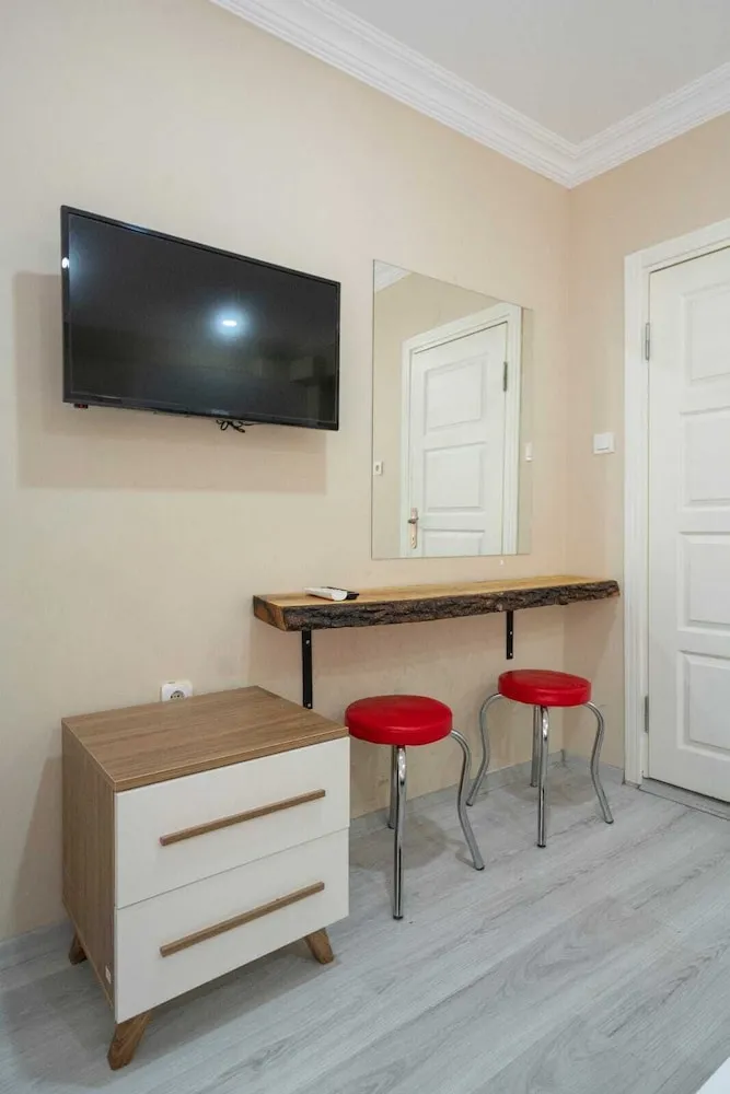 Çatı Katı Süiti (Penthouse)