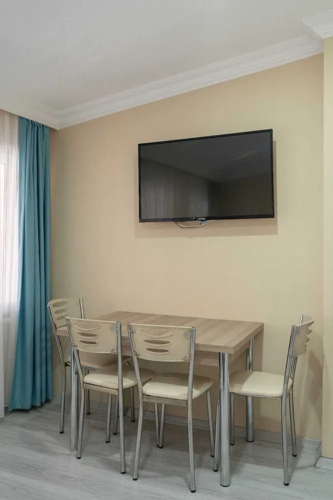 Çatı Katı Süiti (Penthouse)