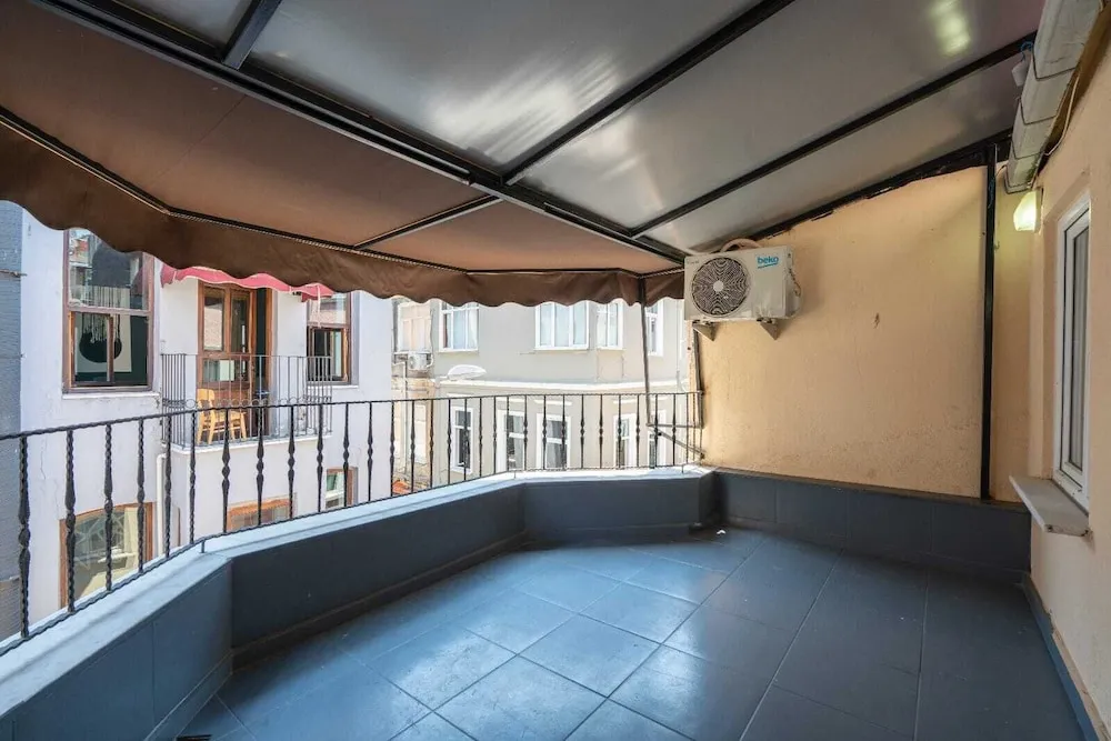 Çatı Katı Süiti (Penthouse)