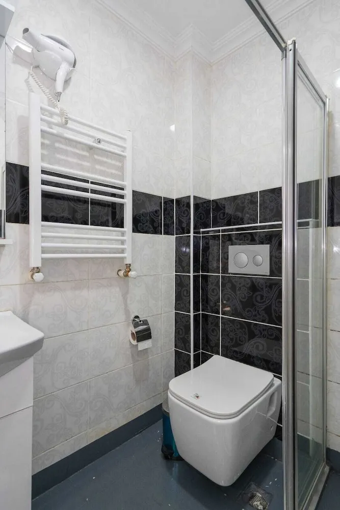 Çatı Katı Süiti (Penthouse)