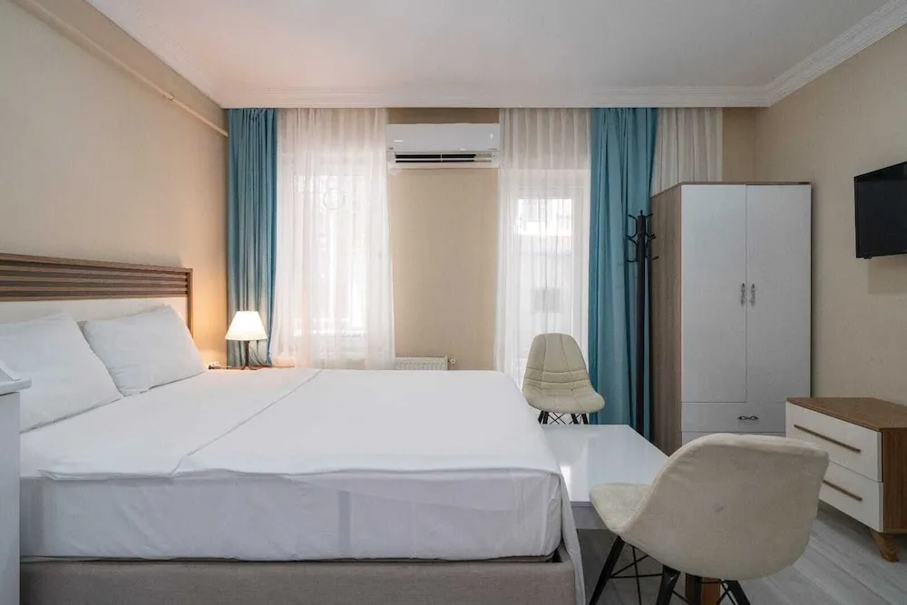 Çatı Katı Süiti (Penthouse)