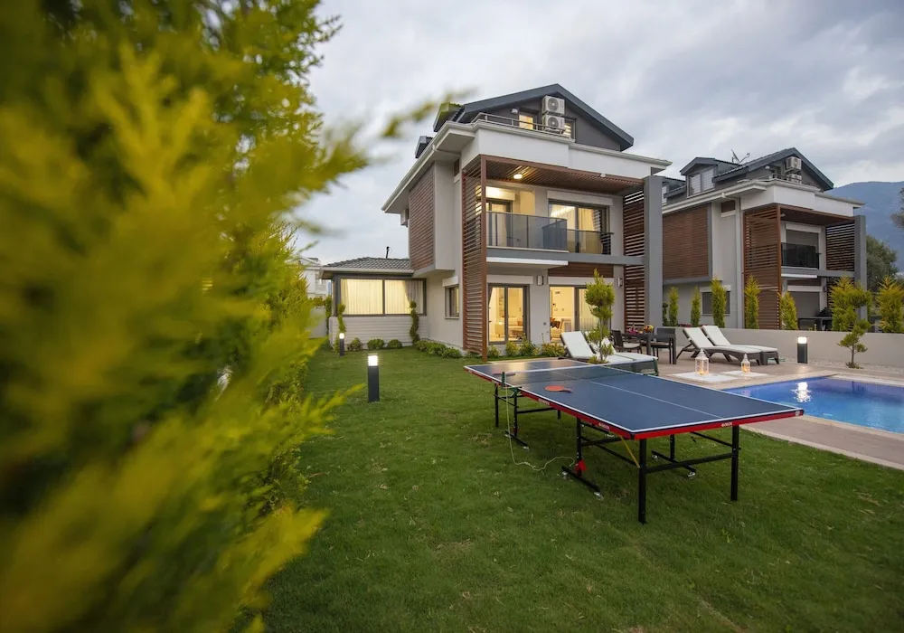 Güneşlenme verandası