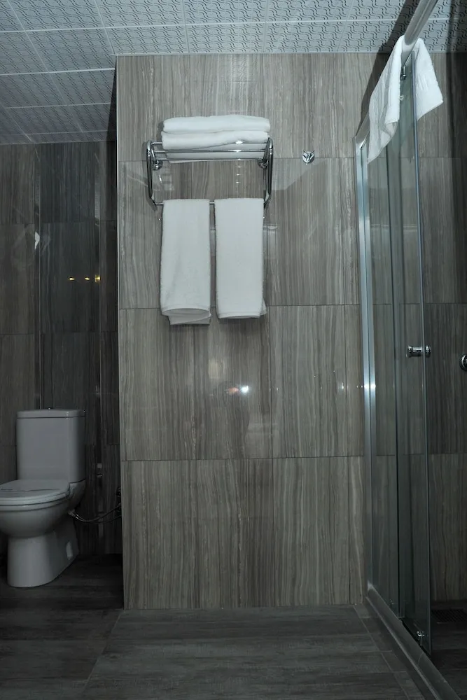 Standard Üç Kişilik Oda