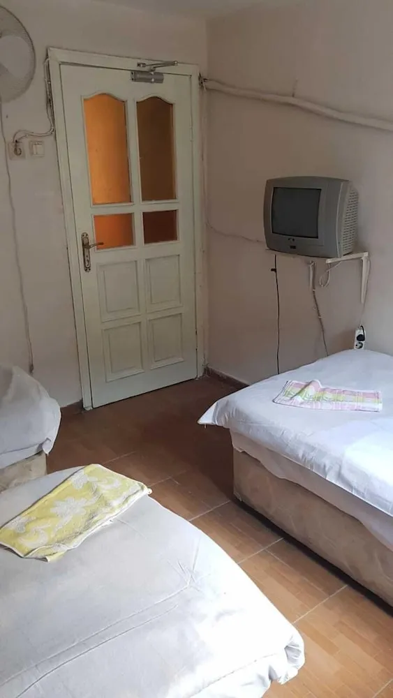 Standard Üç Kişilik Oda