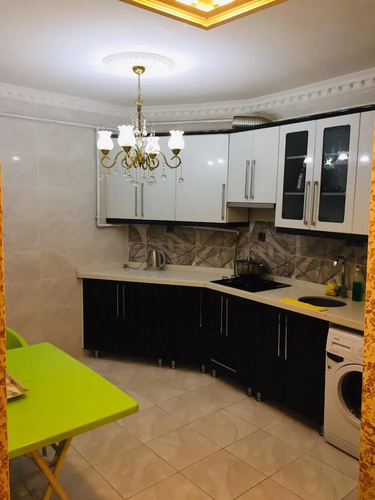 Deluxe Apart Daire, Zemin Kat