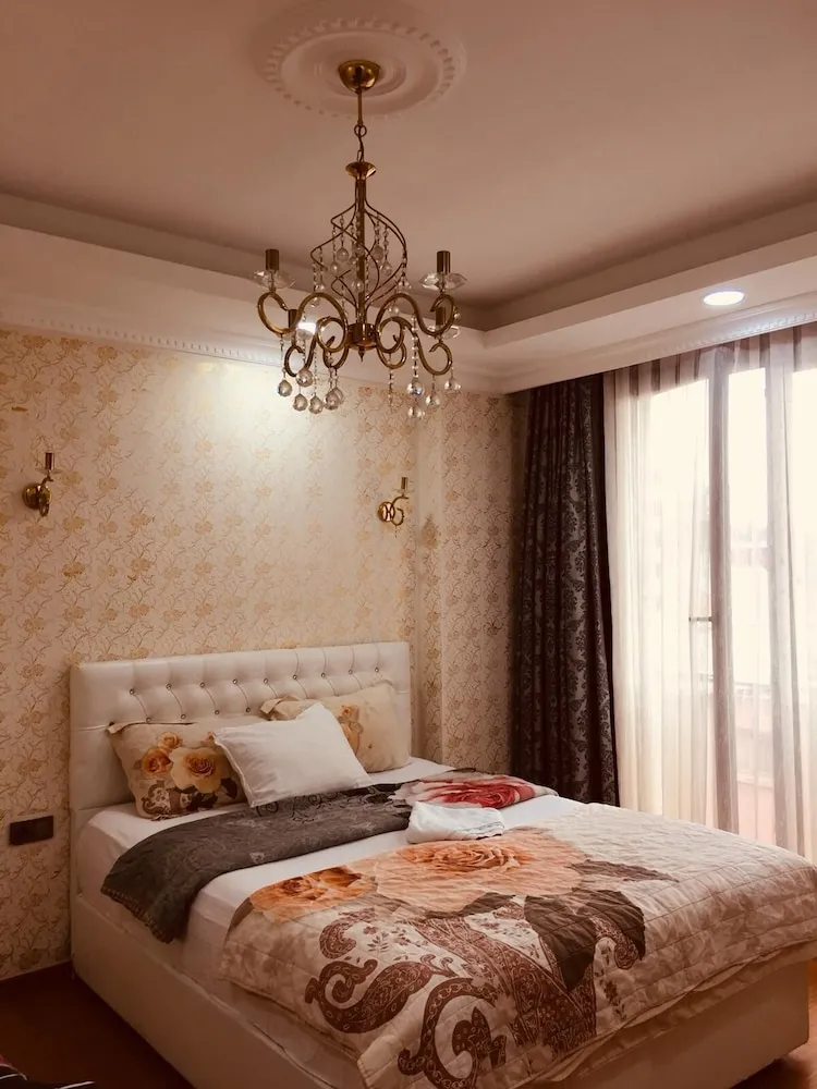 Deluxe Apart Daire, Bahçe Manzaralı