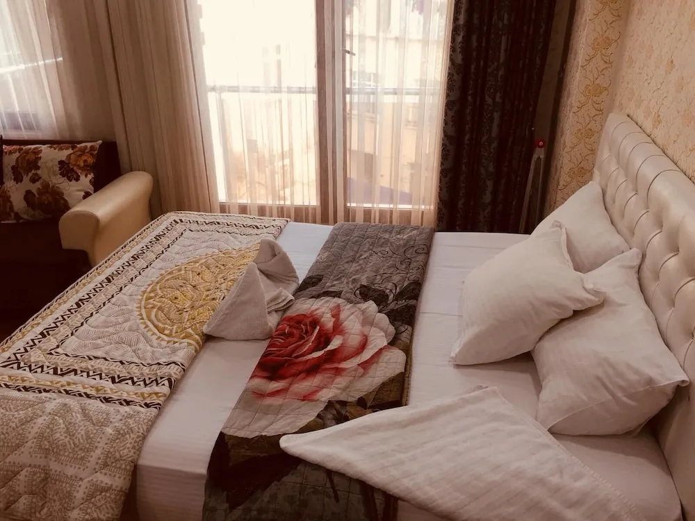 Deluxe Apart Daire, Bahçe Manzaralı
