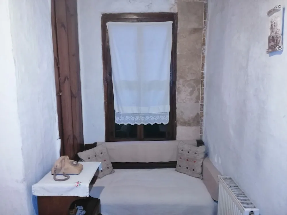 Tek Kişilik Oda, Ortak Banyo