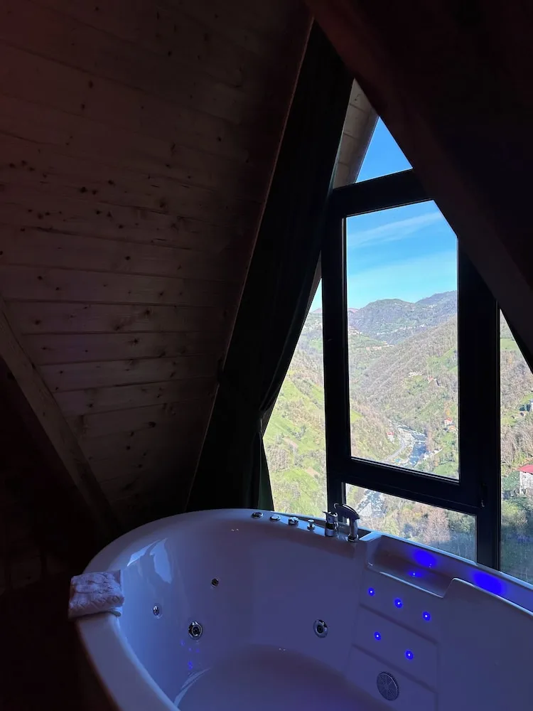 Deluxe Bungalov, Dağ Manzaralı