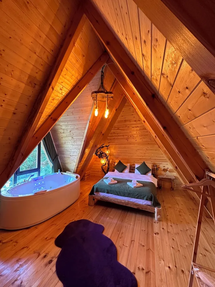 Deluxe Bungalov, Dağ Manzaralı