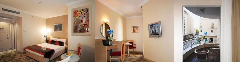 Double Room with French Bed