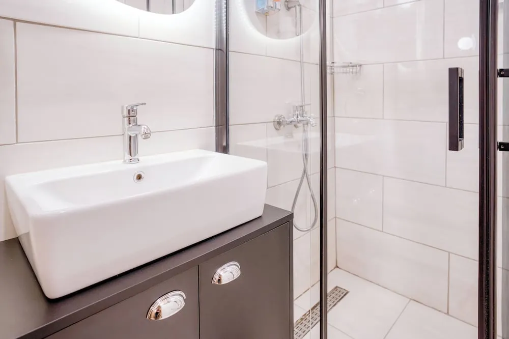 Family Dört Kişilik Oda, Sigara İçilmez