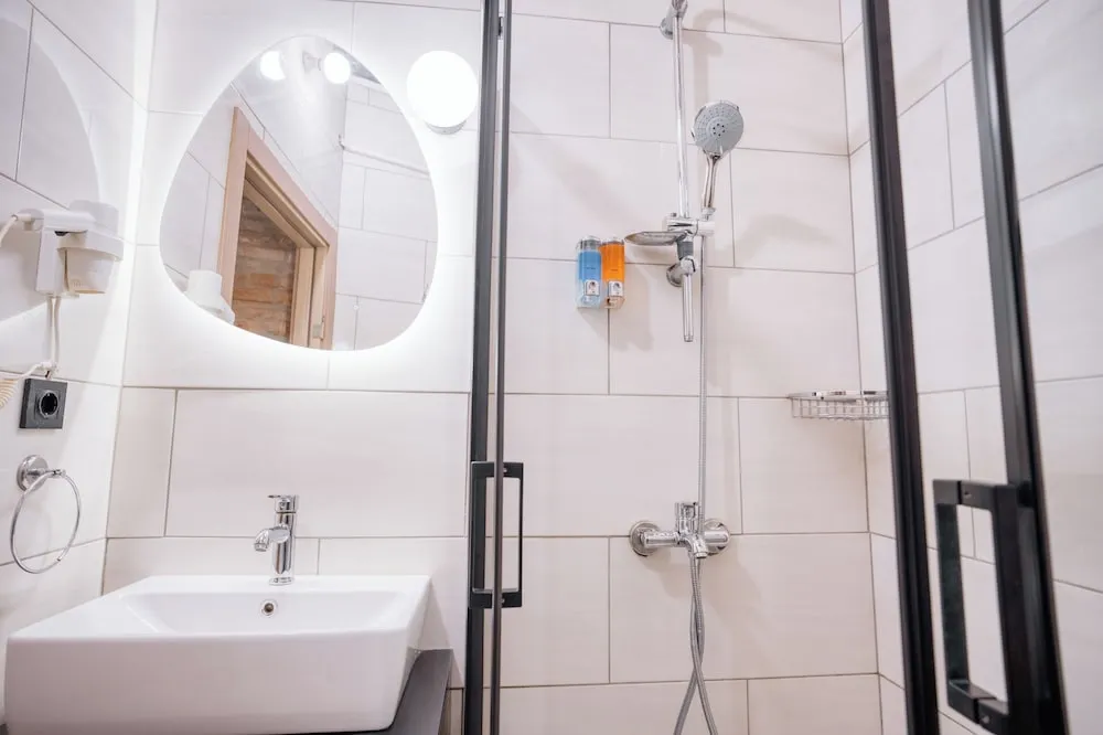 Family Dört Kişilik Oda, Sigara İçilmez