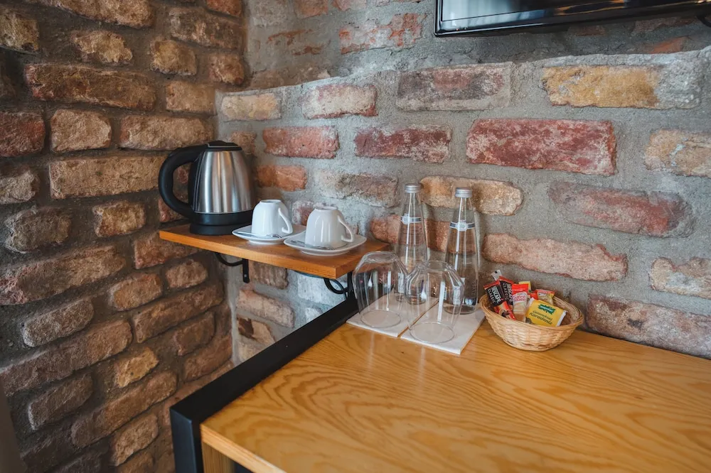 Junior Tek Büyük Yataklı Oda