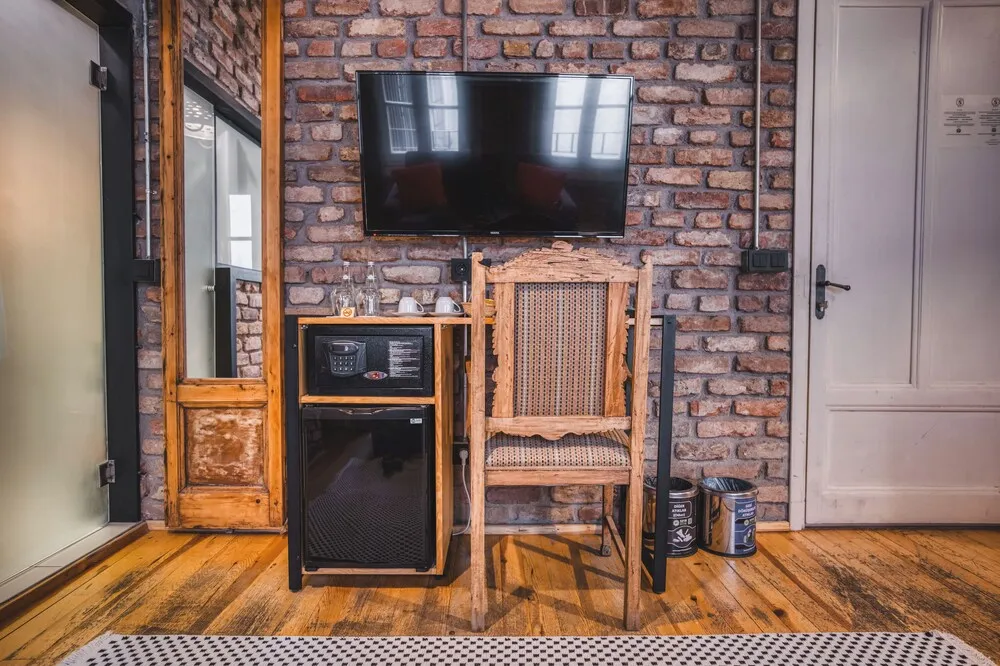 Junior Tek Büyük Yataklı Oda